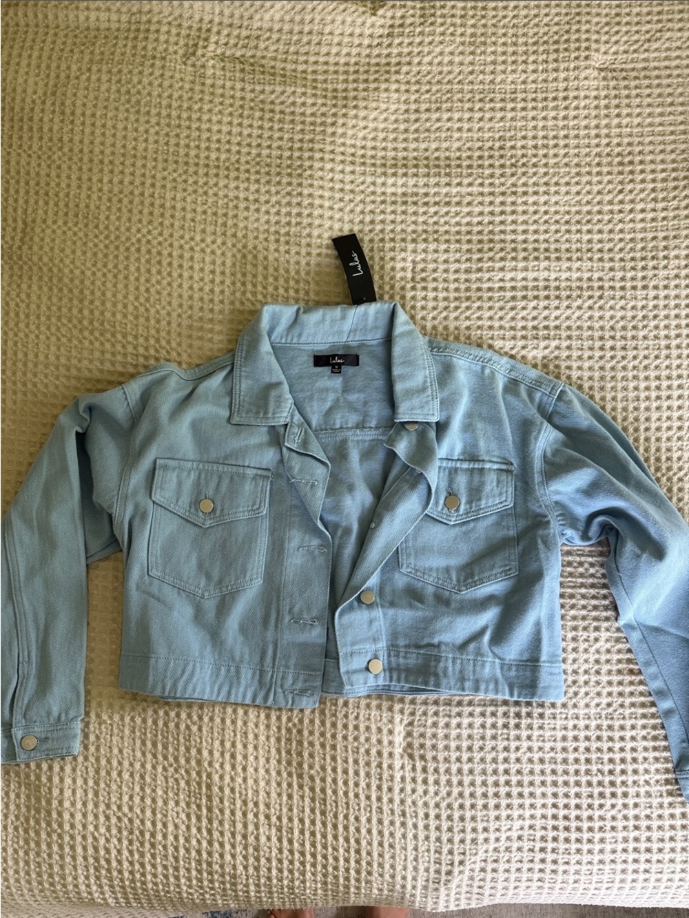 Lulu's Light Blue Cropped Denim Jacket with Front Flap Pockets